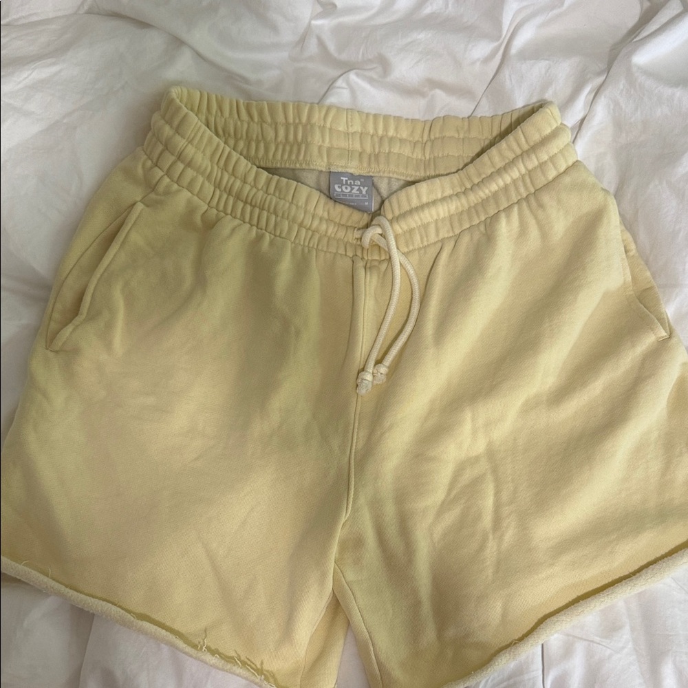 Aritzia sweet fleece shorts - butter yellow